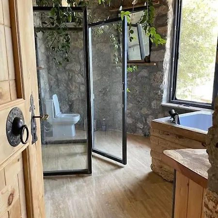 19th Century Neo-modern Kabak Valley Stone House 페티예
